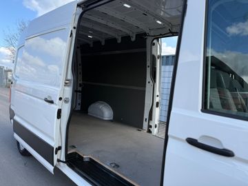 Volkswagen Crafter - 11