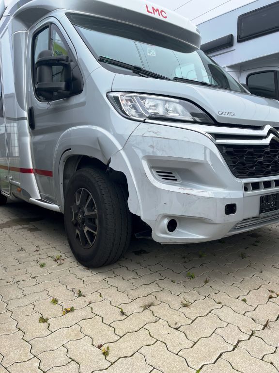 Fahrzeug Übersicht 5 Fahrzeugabbildung LMC Cruiser V 646 G beschädigt/HÄNDLER UND GEWERBE