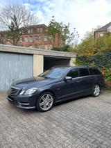 Mercedes-Benz E 500 T BlueEFFICIENCY AVANTGARDE AVANTGARDE - Mercedes-Benz E 500