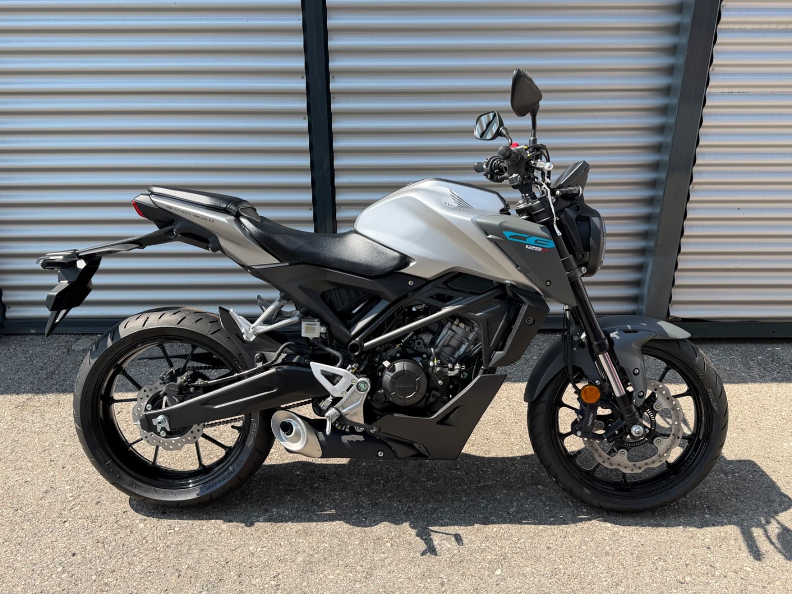 Honda CB125R / 6 JAHRE GARANTIE !! / "SUMMER DEAL"