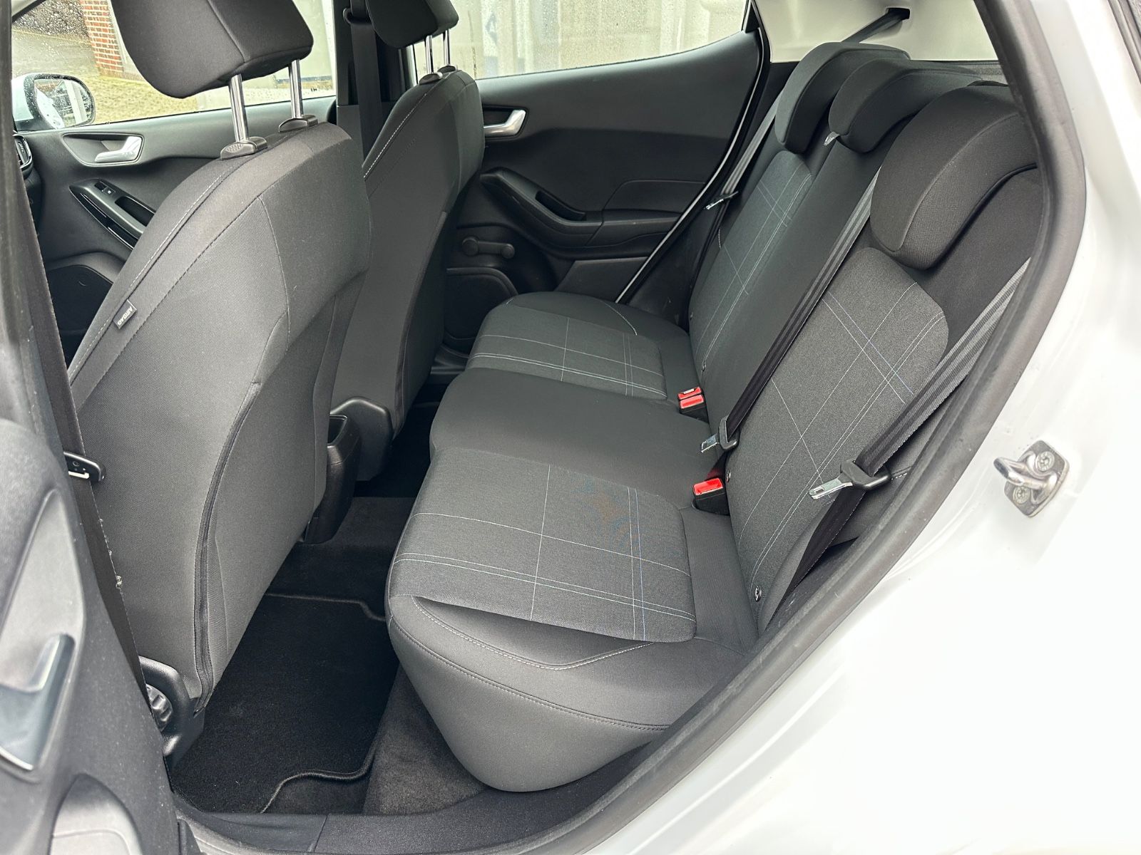 Fahrzeugabbildung Ford Fiesta 1.1 Cool & Connect Sitzheizung/AppConnect