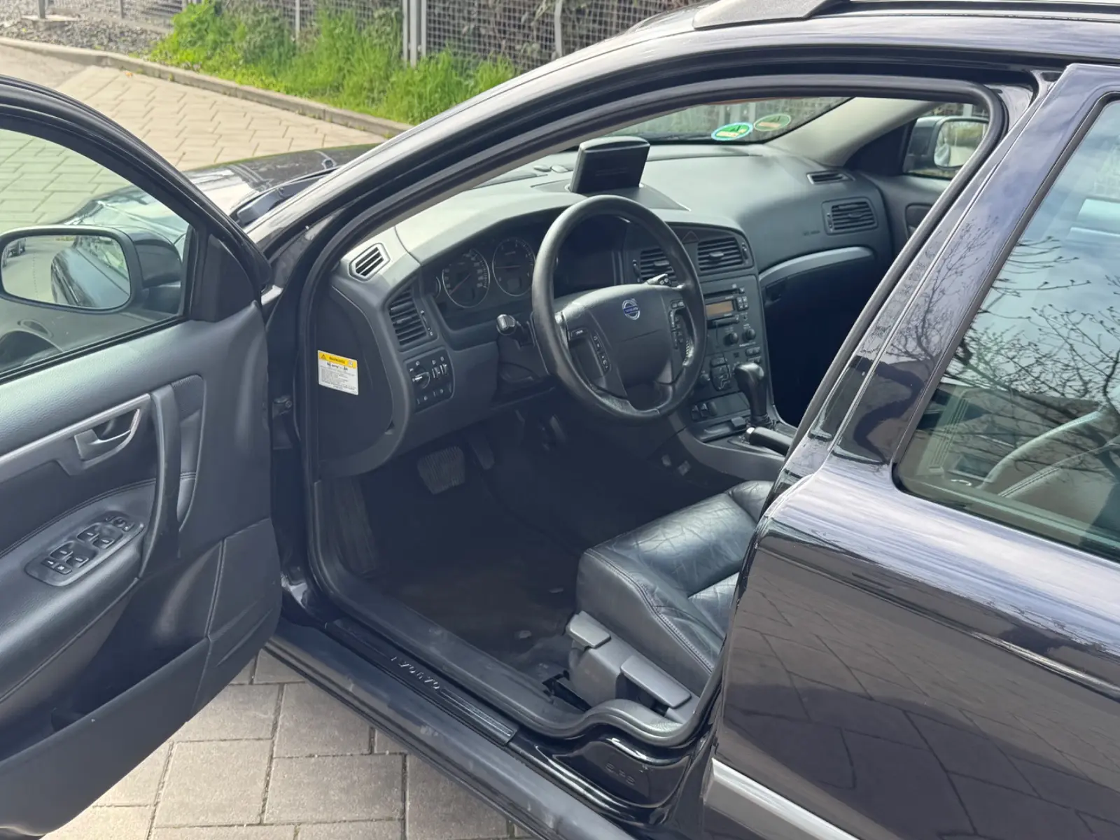 Volvo V70 2004 — photo 13