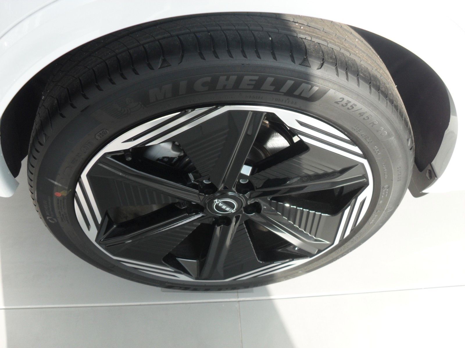 Fahrzeugabbildung Nissan Qashqai N-Design | HeadUp | Panora. | 360°