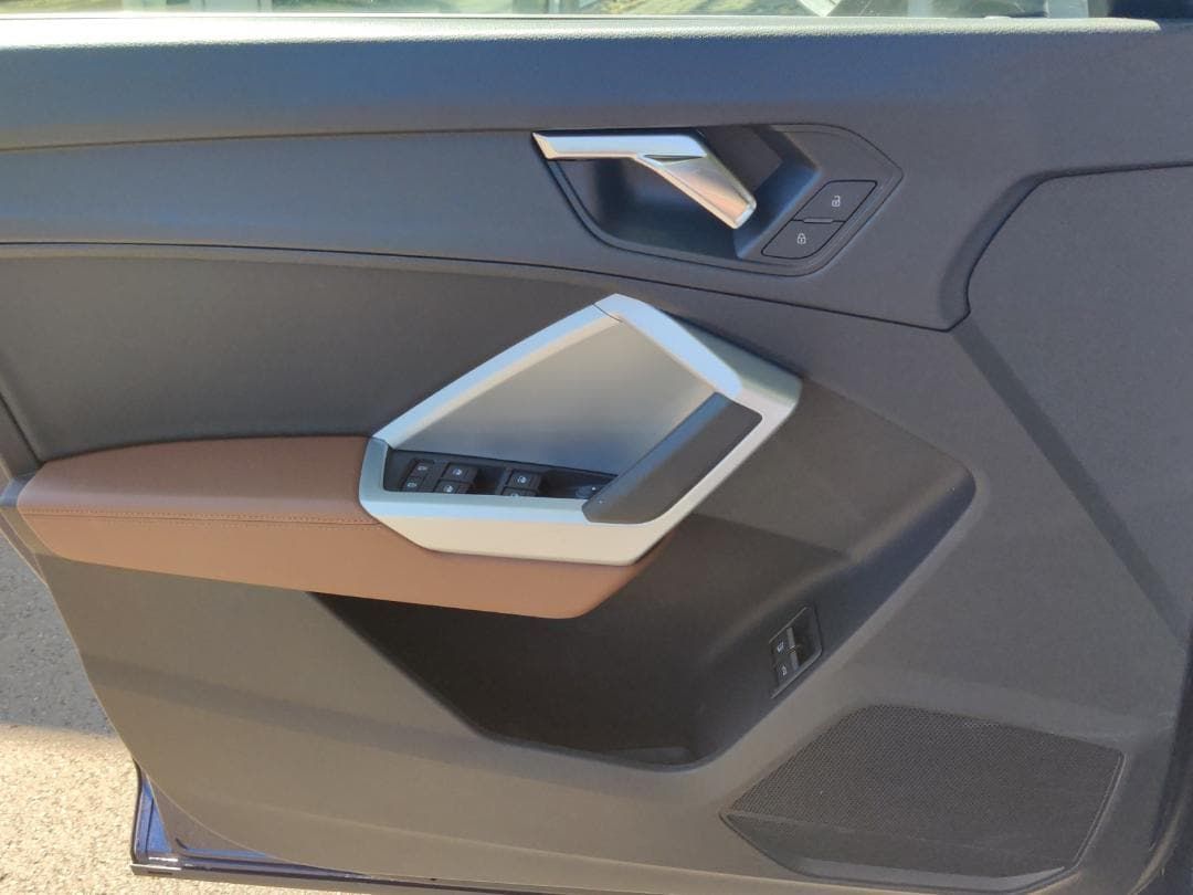 Fahrzeugabbildung Audi Q3 45 1.4 TFSI e AHK,Navi,SHZ,Klimaaut.,PDC,LM