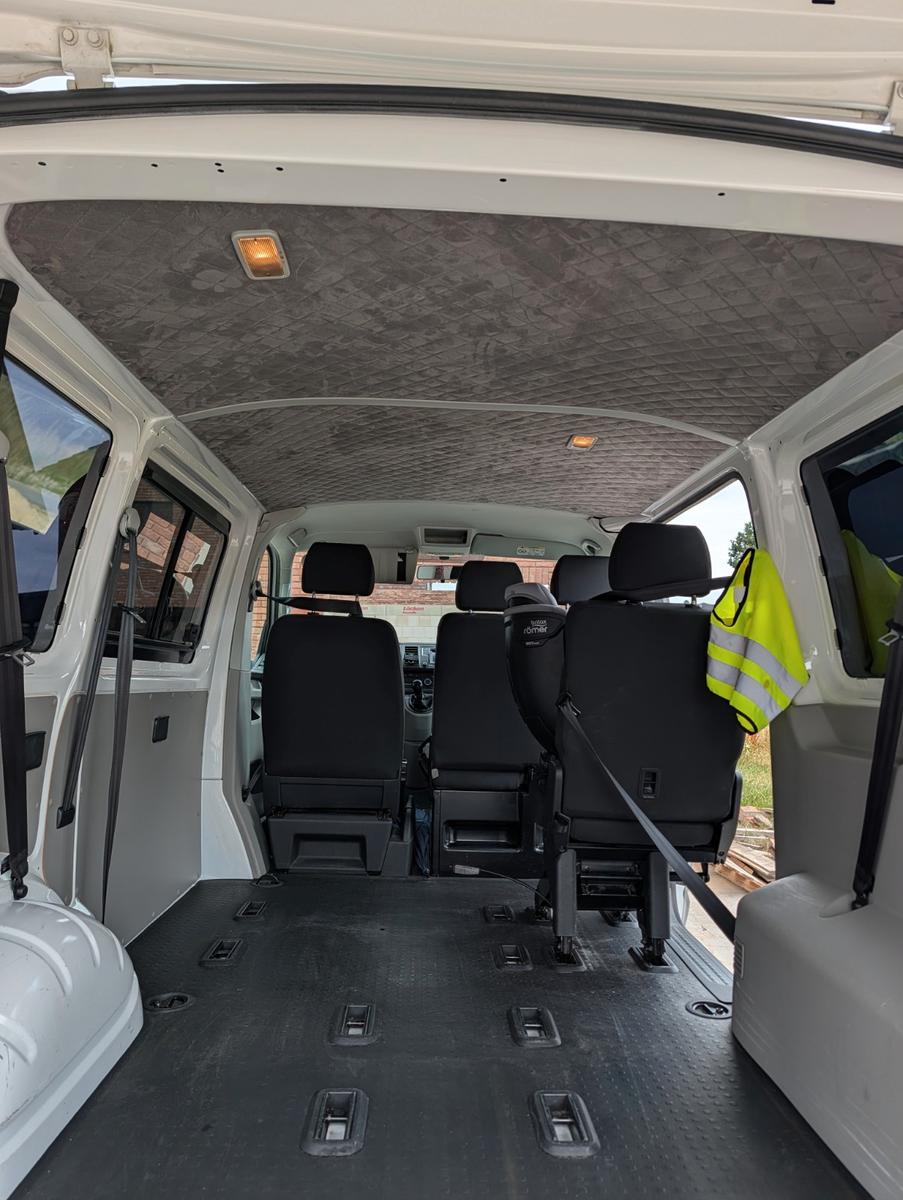 Volkswagen T6 Transporter Kombi