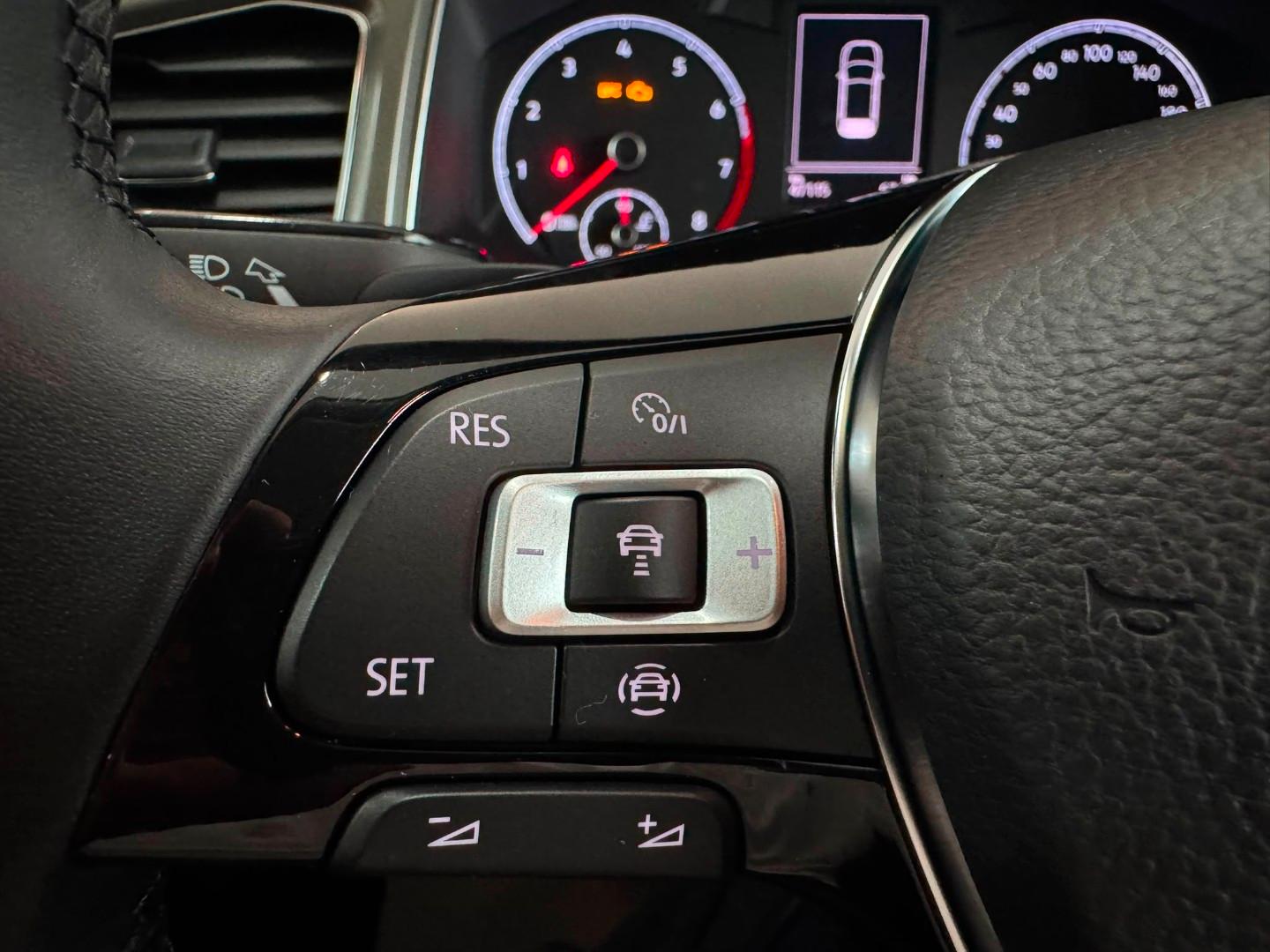 Volkswagen T-Roc 1.5 TSI Life DSG *Carplay-Navi/, миниатюра 12