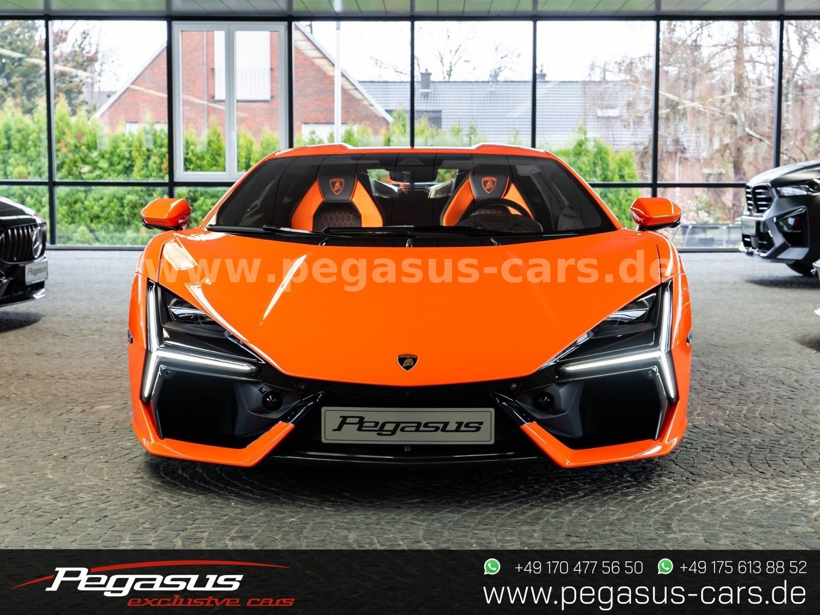 LAMBORGHINI Revuelto - 4