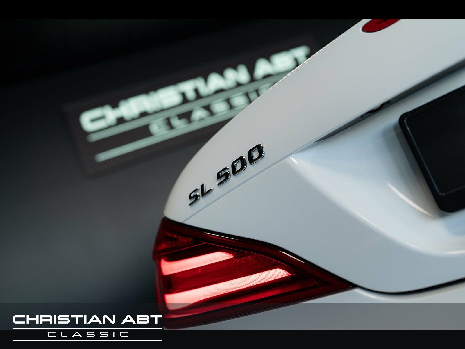 Fahrzeugabbildung Mercedes-Benz SL 500 COMAND/Pano.-Dach/Distronic/Autom./LED