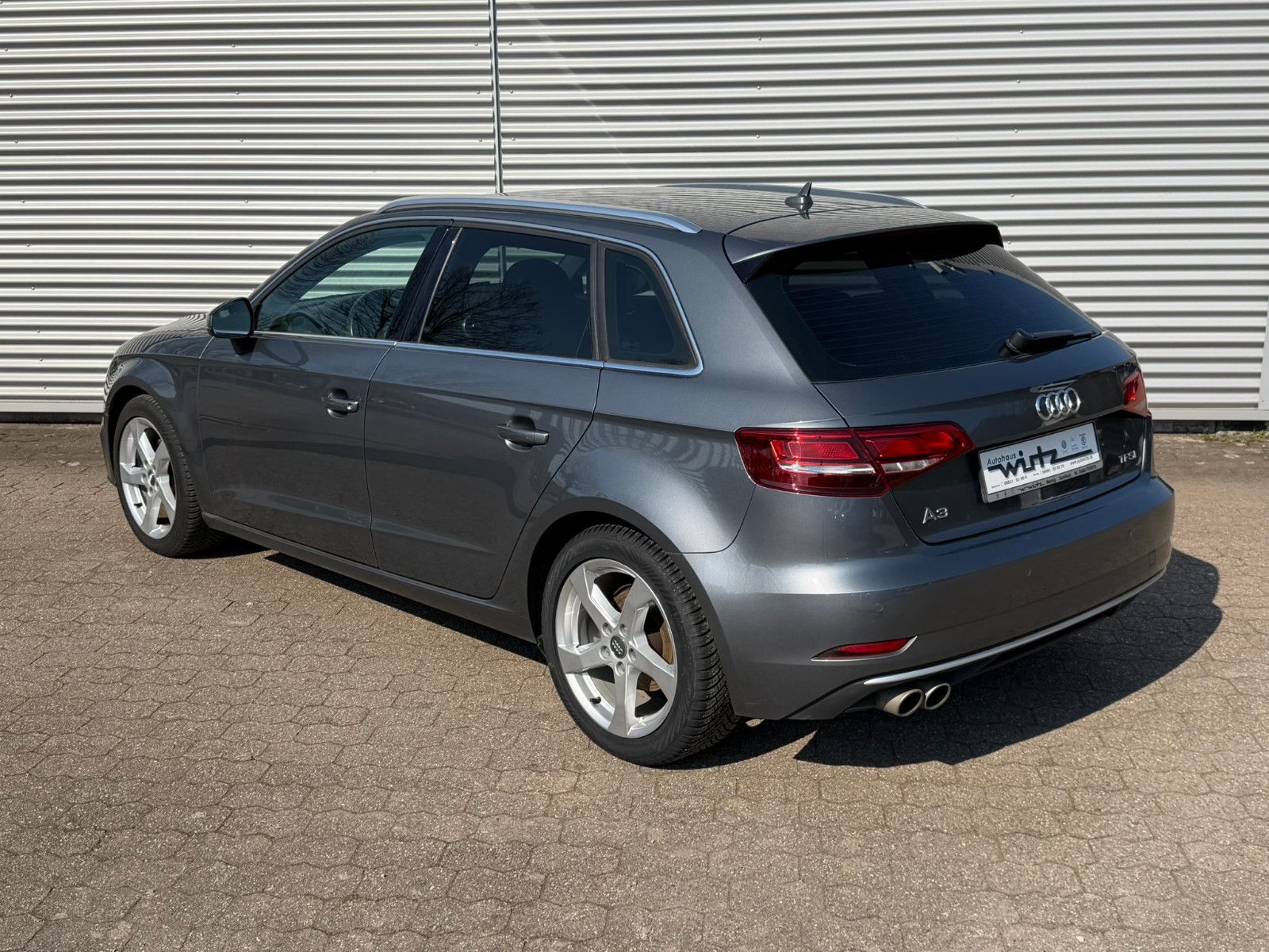 Fahrzeugabbildung Audi A3 Sportback sport