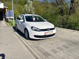 Volkswagen Golf VI Variant Trendline BlueMotion - Volkswagen Golf aus 2010: Kombi