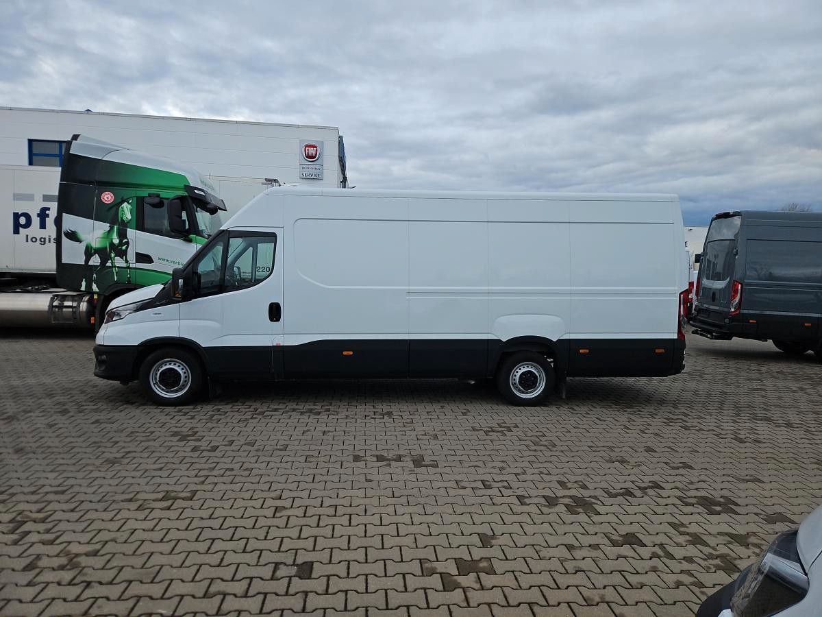 Fahrzeugabbildung Iveco Daily 35S16V