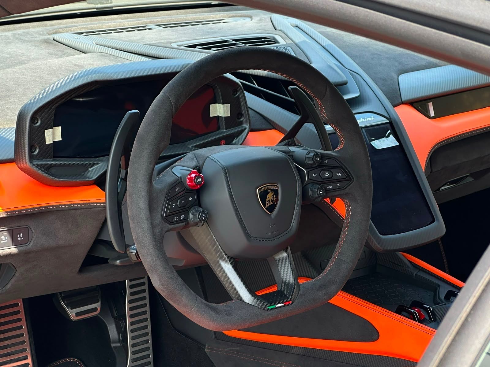 Lamborghini Revuelto 6.5 V12 HPEV MY26 imagem 2