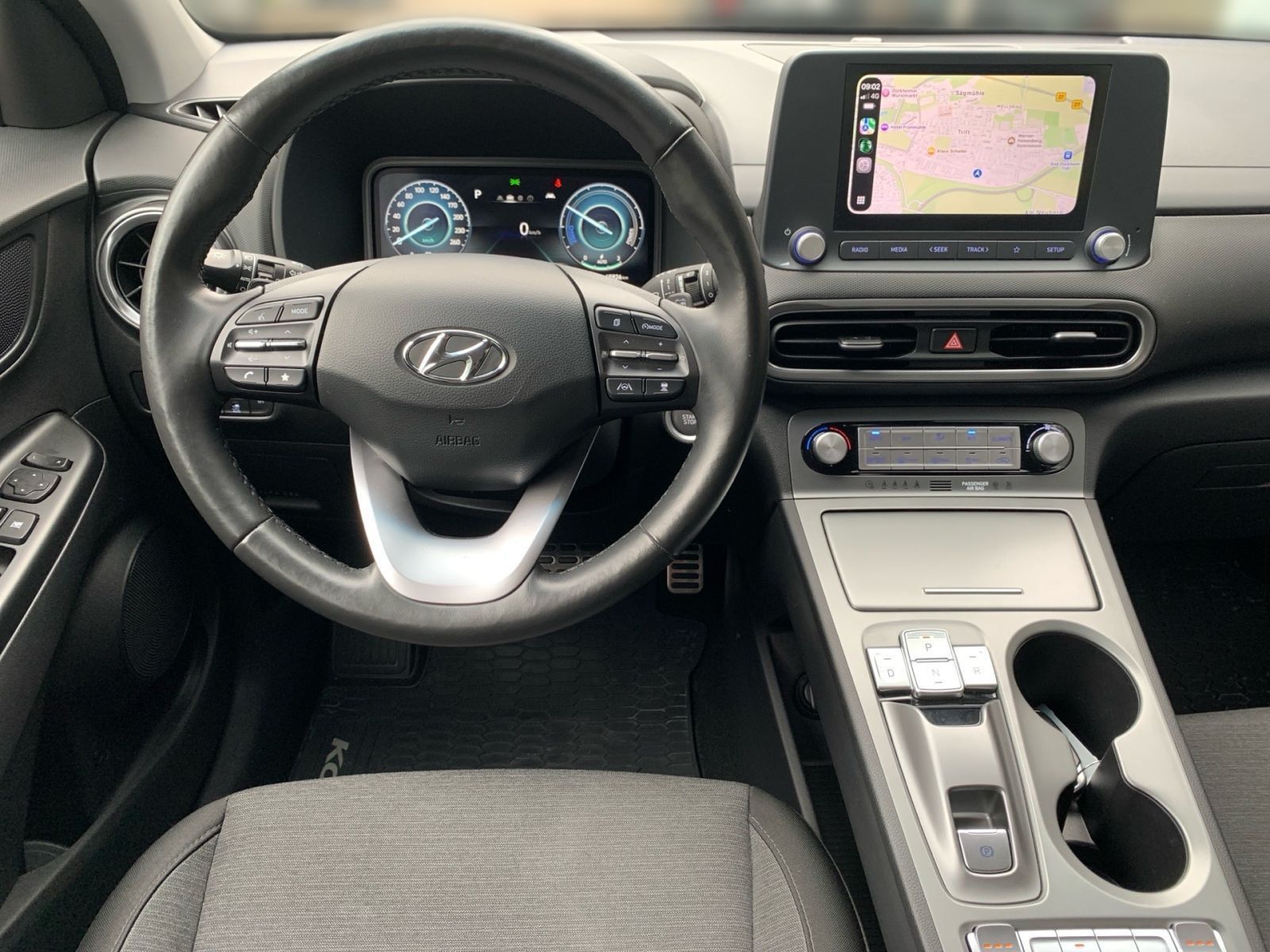 Fahrzeugabbildung Hyundai KONA Select Elektro 11 kW OBC Sitzheizung