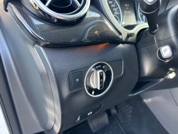 Fahrzeugabbildung Mercedes-Benz B 180 CDI SportsTourer*Tempomat*Navi*Bi-Xenon*