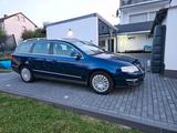 Volkswagen Vw Passat 3c 2.0l FSI Schalter mit AHK - Volkswagen Passat aus 2006: Kombi