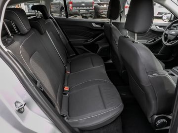 Ford Focus Turnier 1.0 Titanium Kamera Navi LED