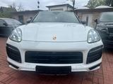Porsche Cayenne Coupe GTS CLUBLEDER+STAND+APPROVED 12/25 - Porsche Cayenne: Weiß
