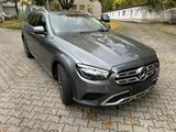 Mercedes-Benz E 200 4MATIC T All-Terrain Autom. All-Terrain - Mercedes-Benz E 200: Kombi, 4matic