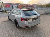 Skoda Superb Sportline iV PANO*STDHZ*AC*LANE*SIDE*DCC - Skoda Superb: Plug-In Hybrid, Kombi, Automatik