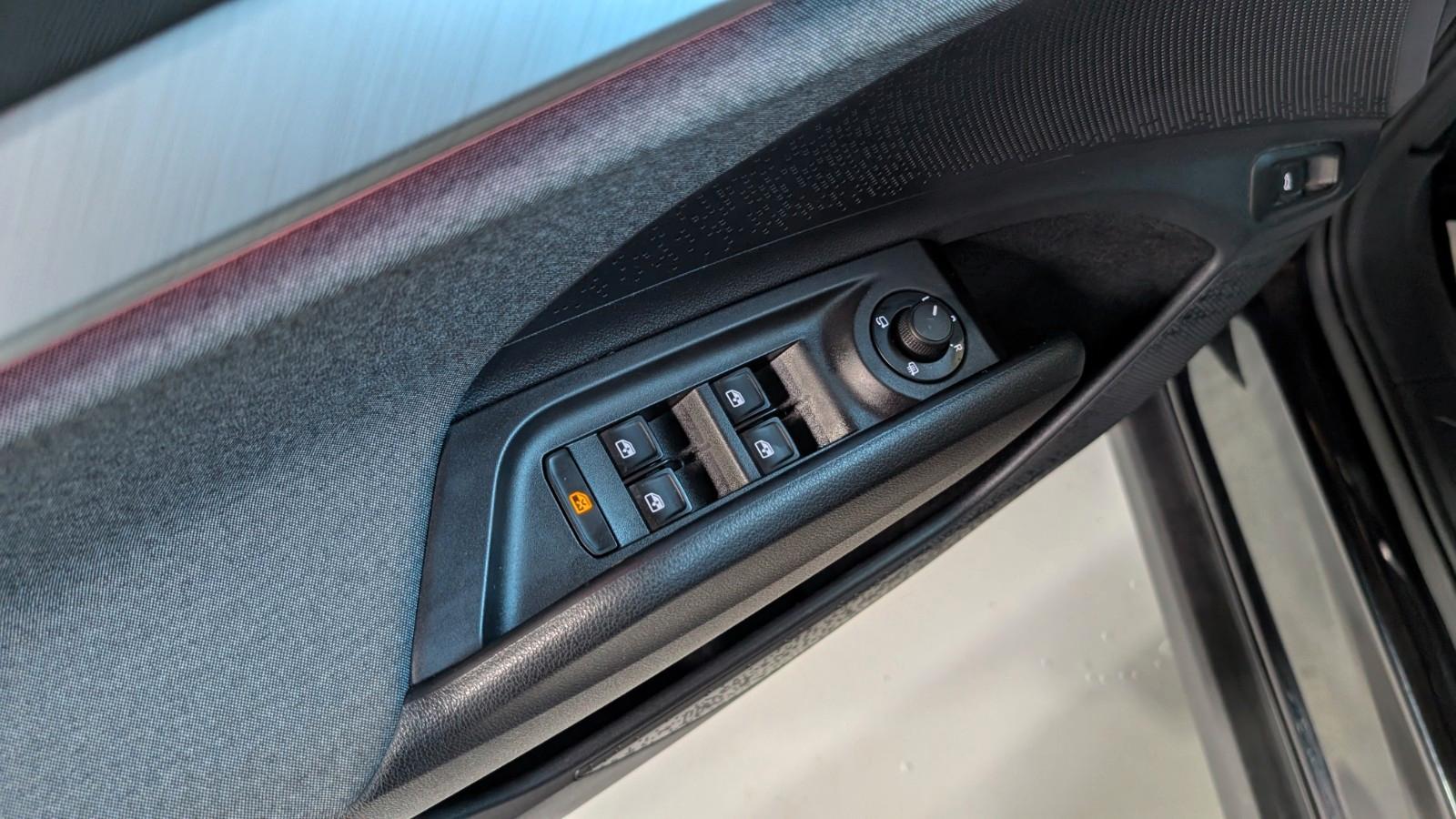 Skoda Enyaq 80 Loft ACC*SIDE*AHK*HUD*MEMO*KAM*W-PUMPE