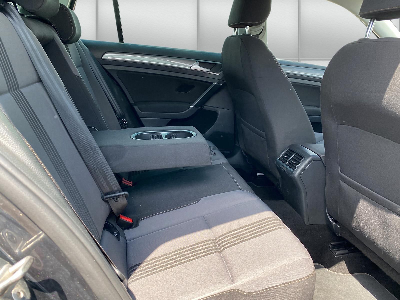 Fahrzeugabbildung Volkswagen Golf VII 1.4 TSI BMT Allstar R-Line EU6