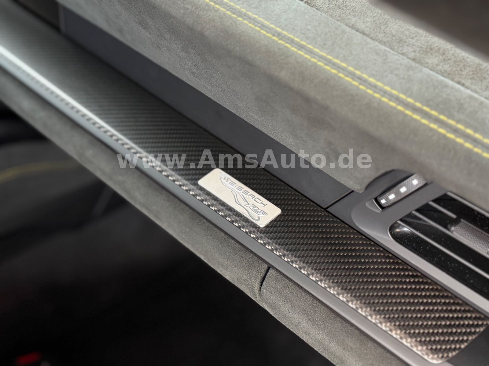 992 GT3 RS Weissach Keramik