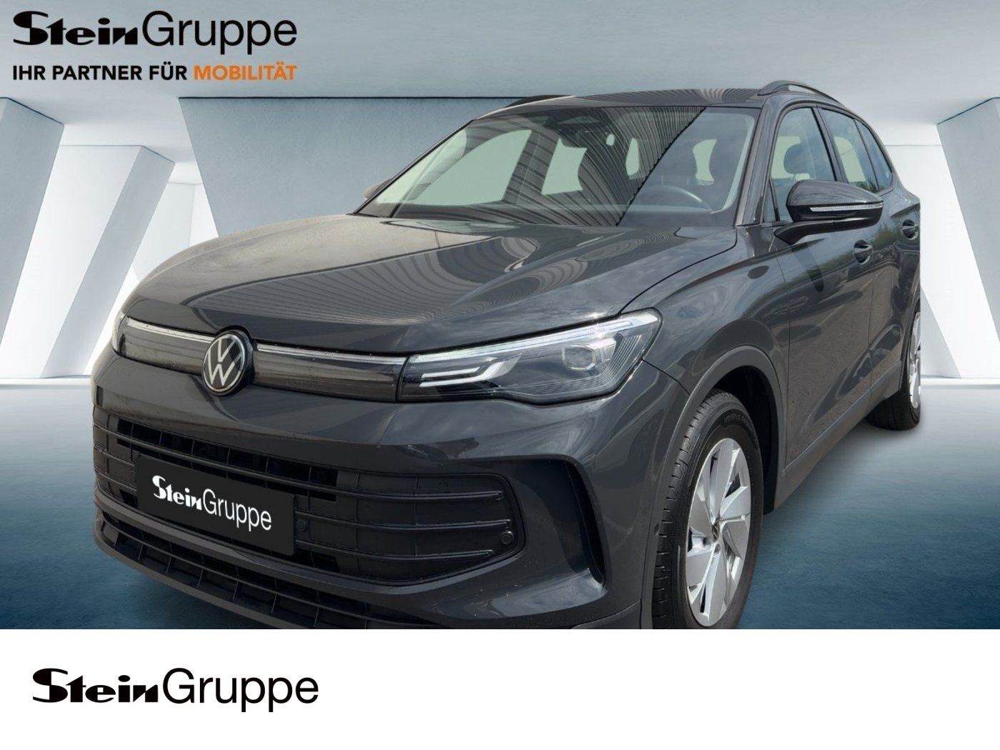Volkswagen Tiguan - 1
