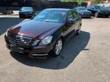Mercedes-Benz E 350 4MATIC - - Mercedes-Benz E 350 aus 2010: 4matic