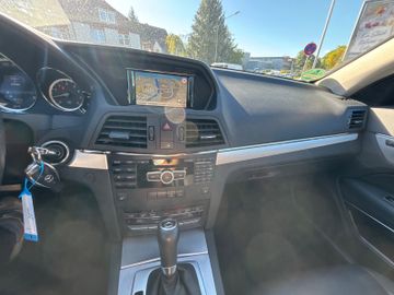 Mercedes E 250 - 4