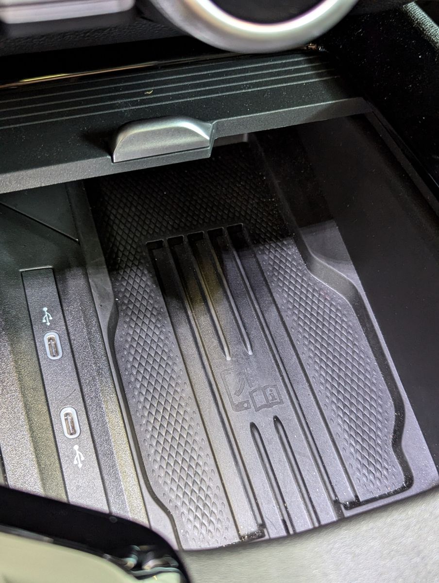 Fahrzeugabbildung SKODA Superb 2.0TDI DSG 4x4 Pano Matrix ACC AHK 5J Gar