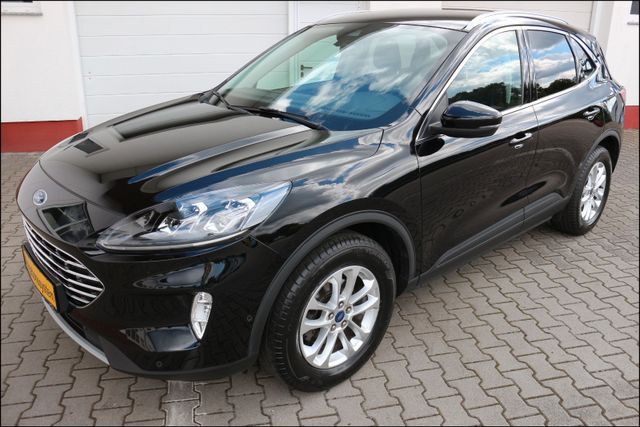 Ford Kuga Titanium X mit LED-Scheinwerfer u.v.m