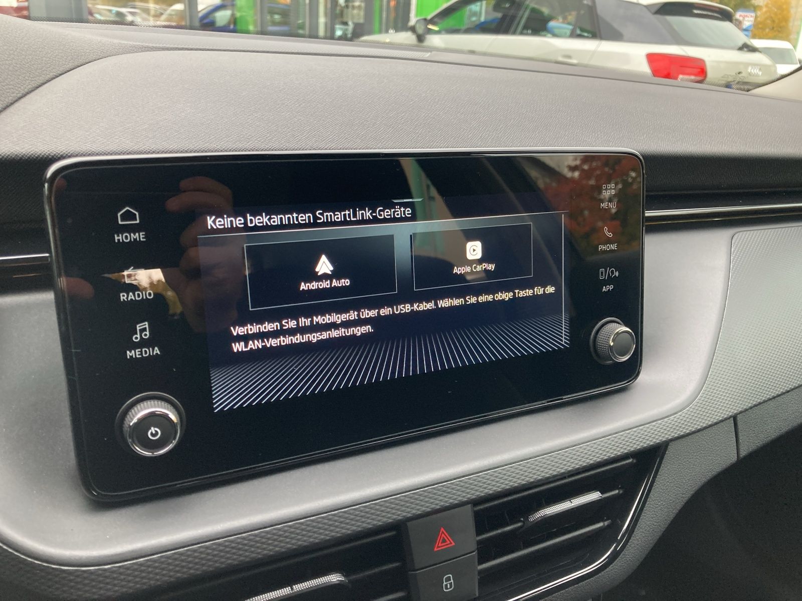 Fahrzeugabbildung SKODA Kamiq 1.0 TSI Essence DSG SHZ LED AHZV