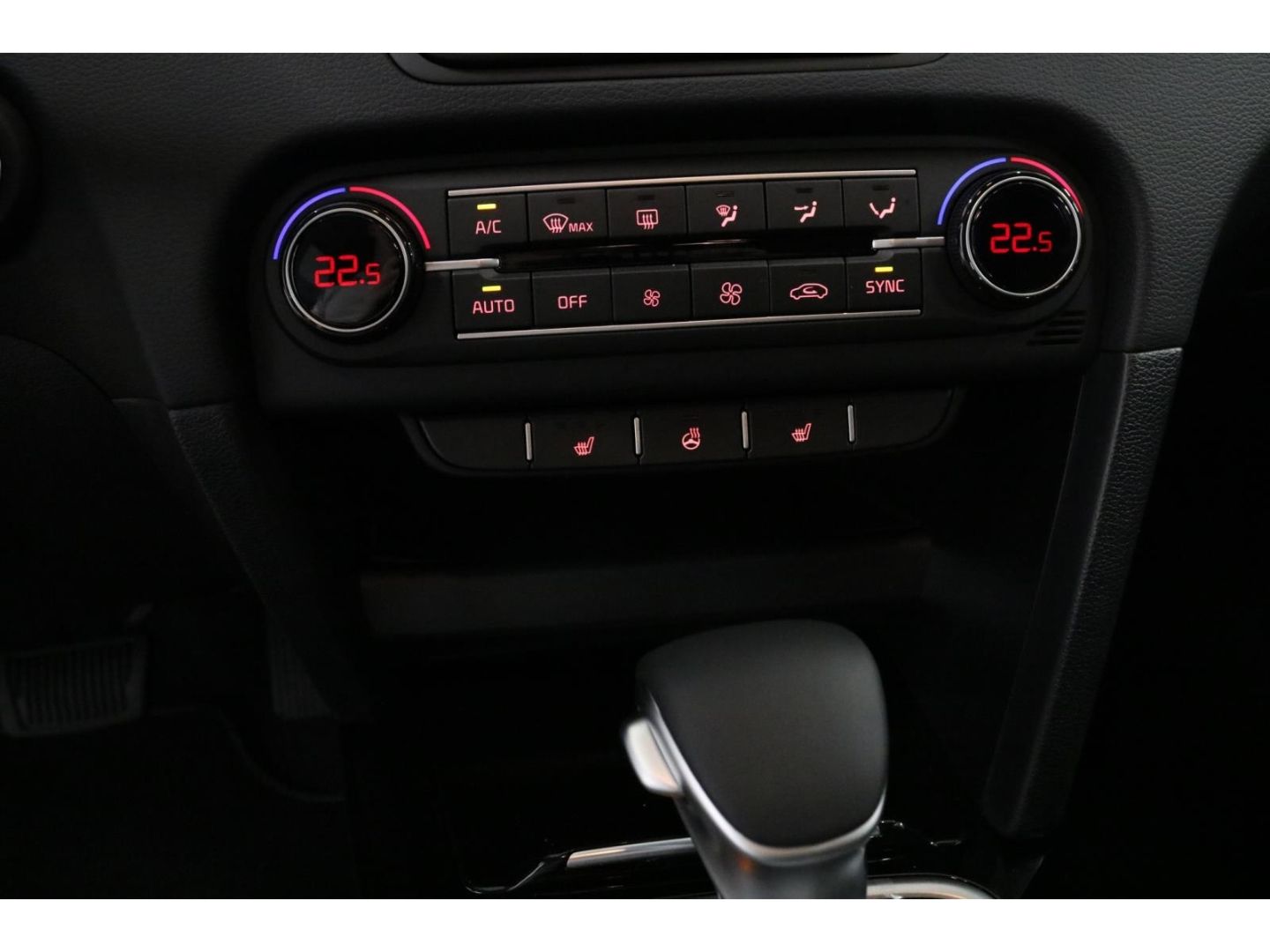 Fahrzeugabbildung Kia Ceed Ultimate 1,5 Aut. 48 V LED JBL Style Paket