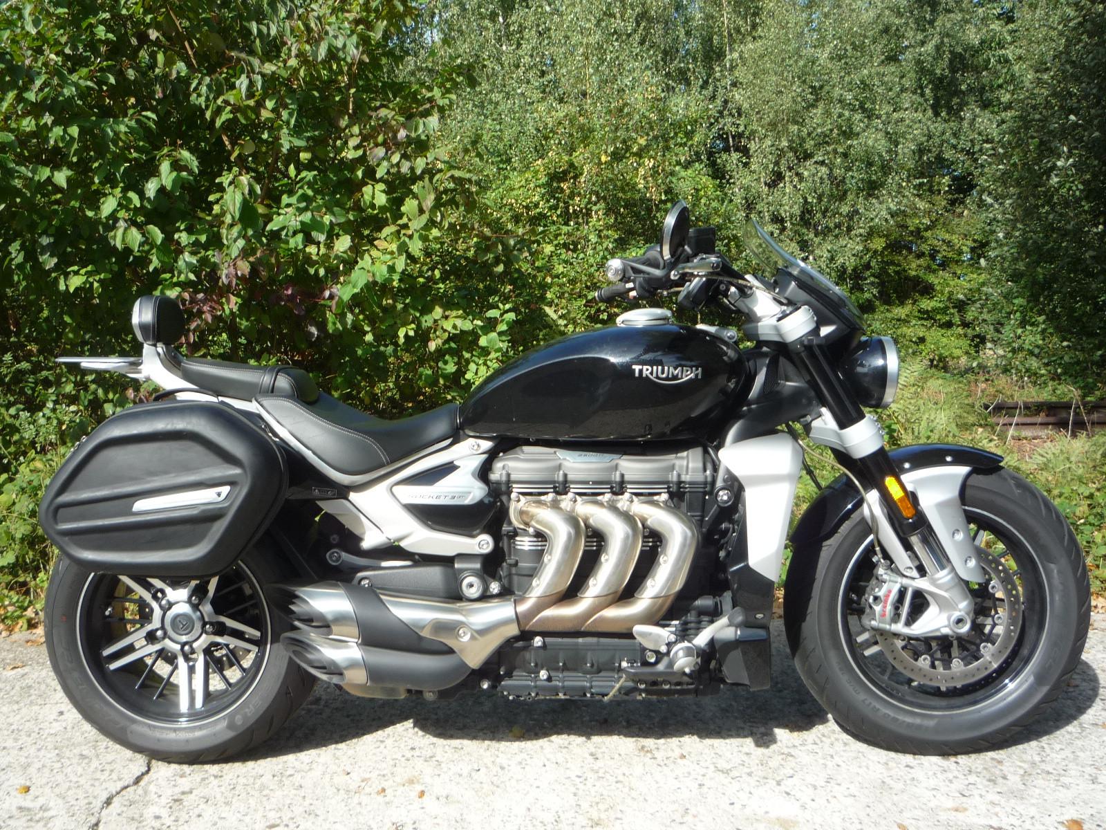 Triumph Rocket 3 GT 1.Hand Scheckheft viel Zubehör