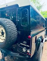 Land Rover Defender 90 TD4 Station Wagon SE SE - scheckheftgepflegte Land Rover Defender