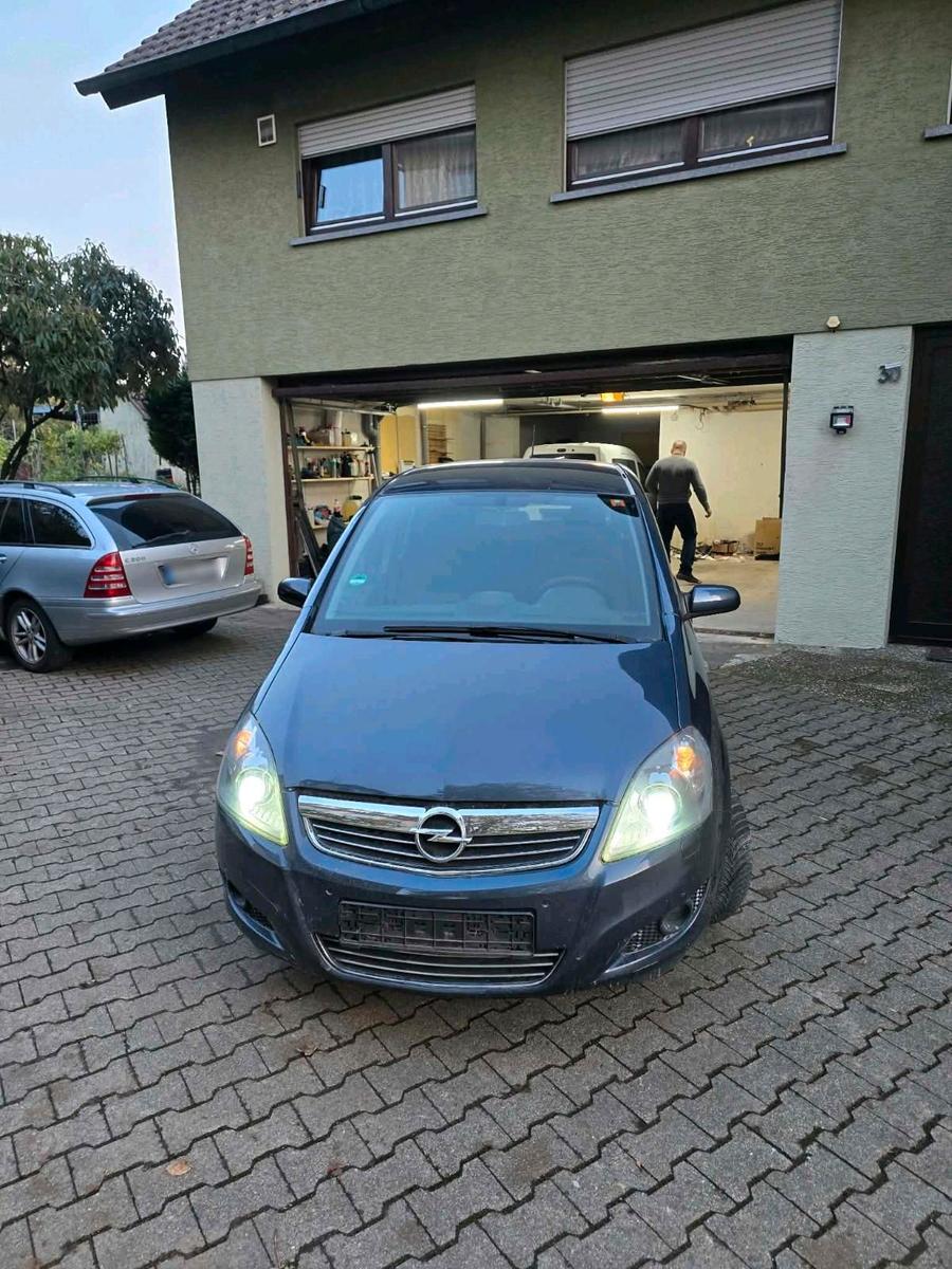 Opel Zafira, 2008