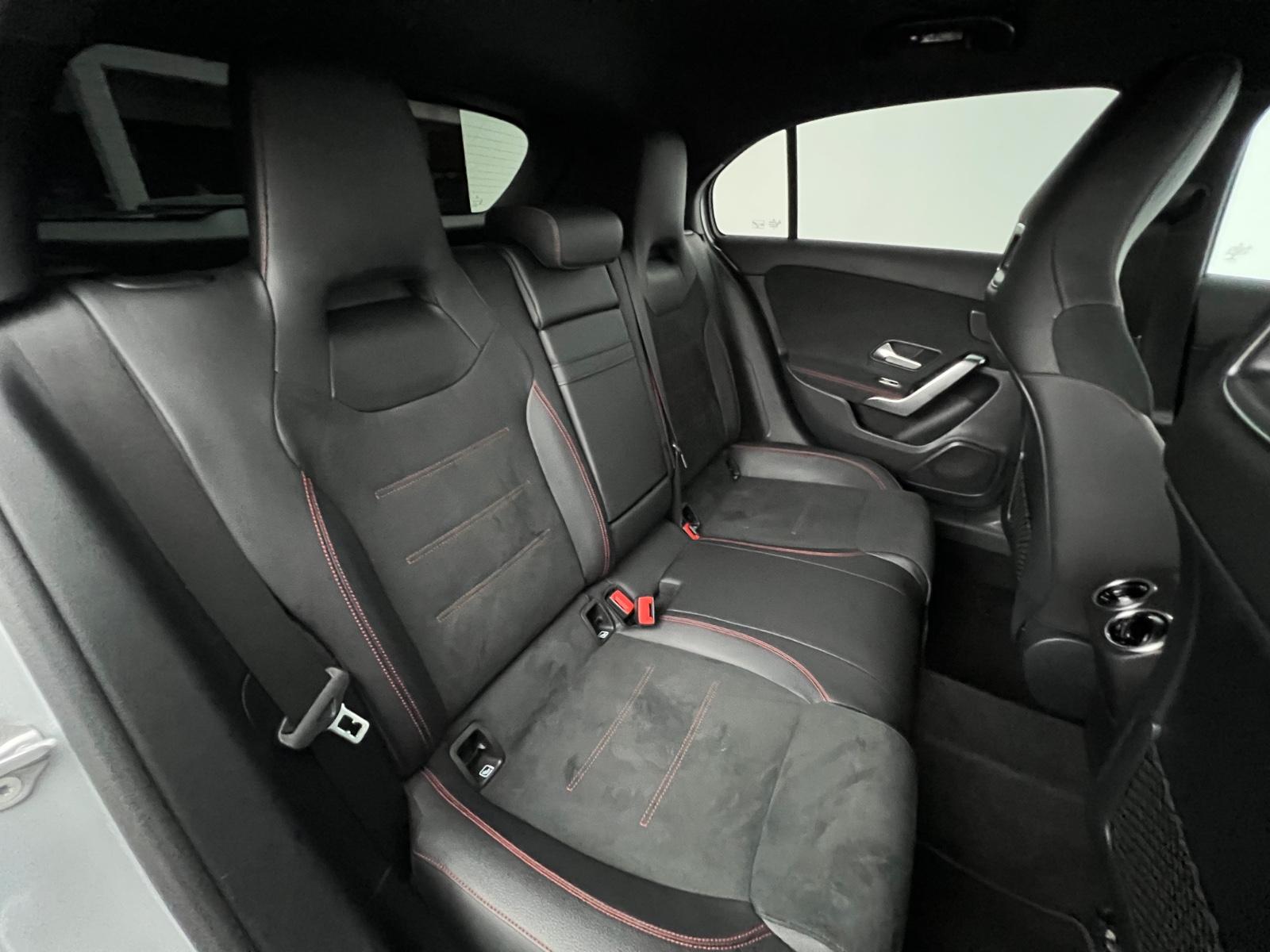 Mercedes-Benz A-Class 4 MATIC / KEYLESS / AMG / AMBIENTE / 1.HD, миниатюра 6