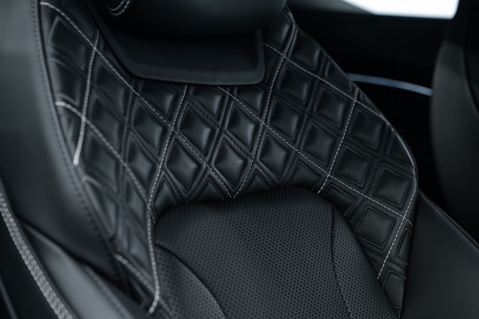 Fahrzeugabbildung Bentley Continental GT W12 FIRST EDITION/MULLINER/B&O