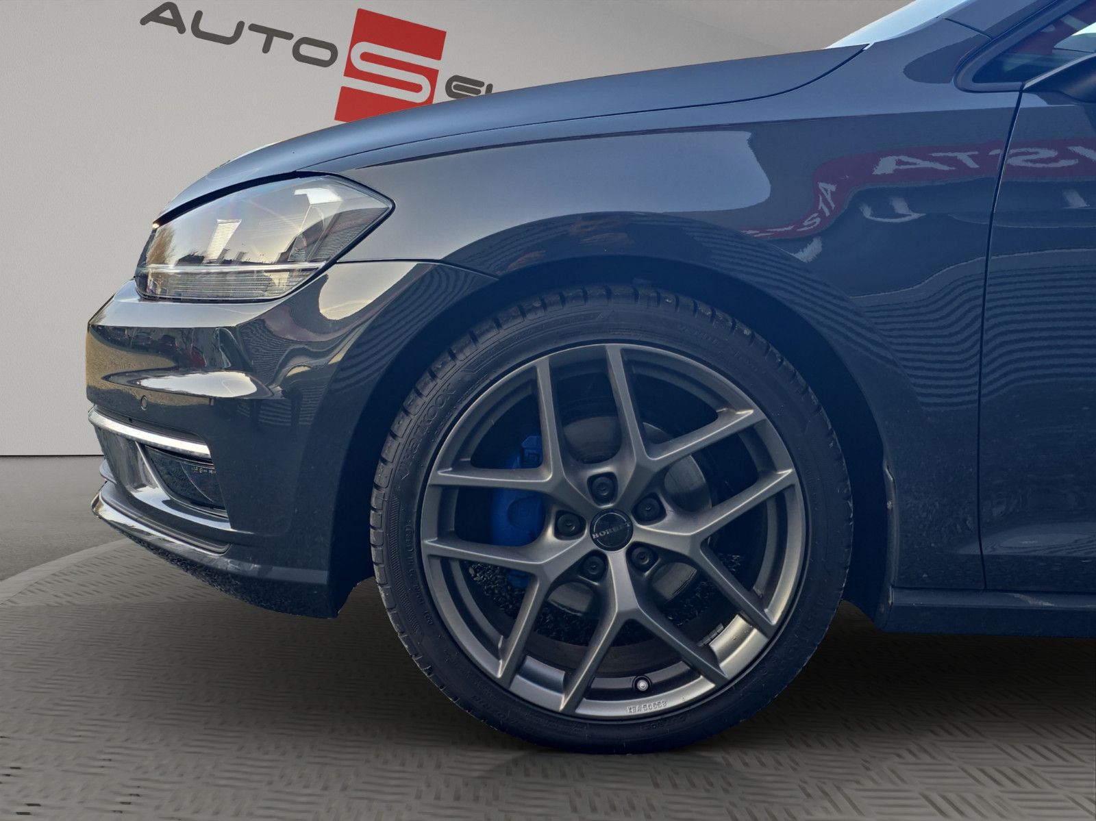 Fahrzeugabbildung Volkswagen Golf VII +Kamera+PDC+LED+Navi+Borbet Alu18``