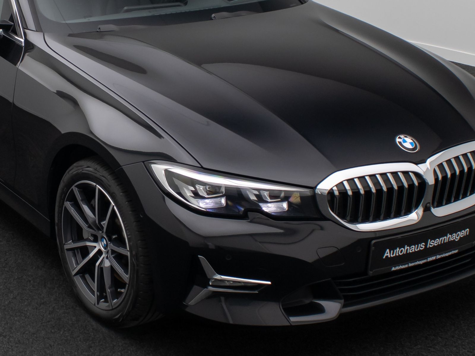 Fahrzeugabbildung BMW 330i xD Luxury Line HUD DAB Komfort 360&deg; Leder