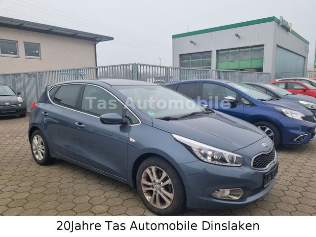 Kia Ceed 1.4 CVVT Dream-Team Edition"1.Hand"...