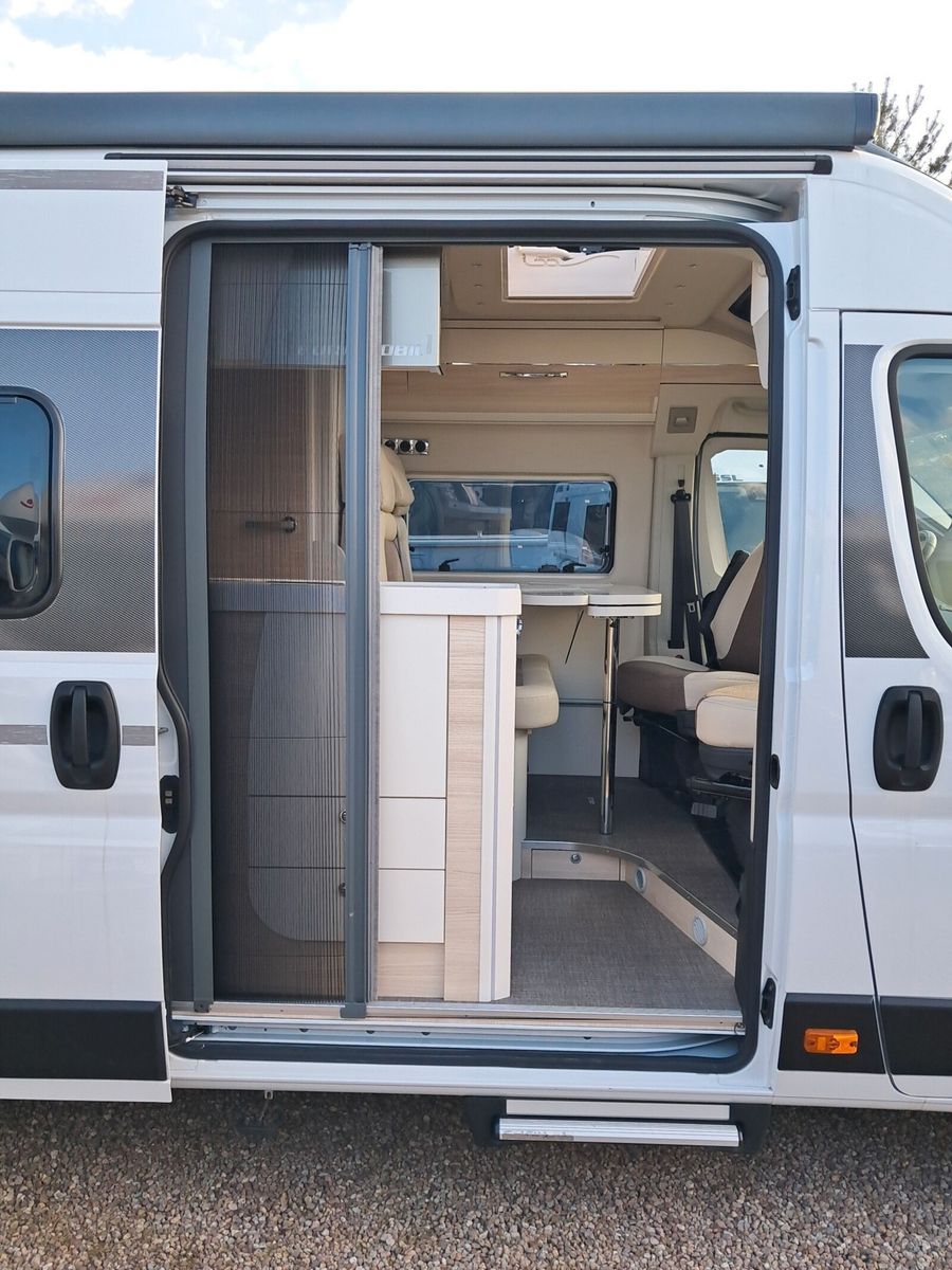 Fahrzeugabbildung Eura Mobil Van V 635 HB Fahrassistenz- & Mondial Plus Paket