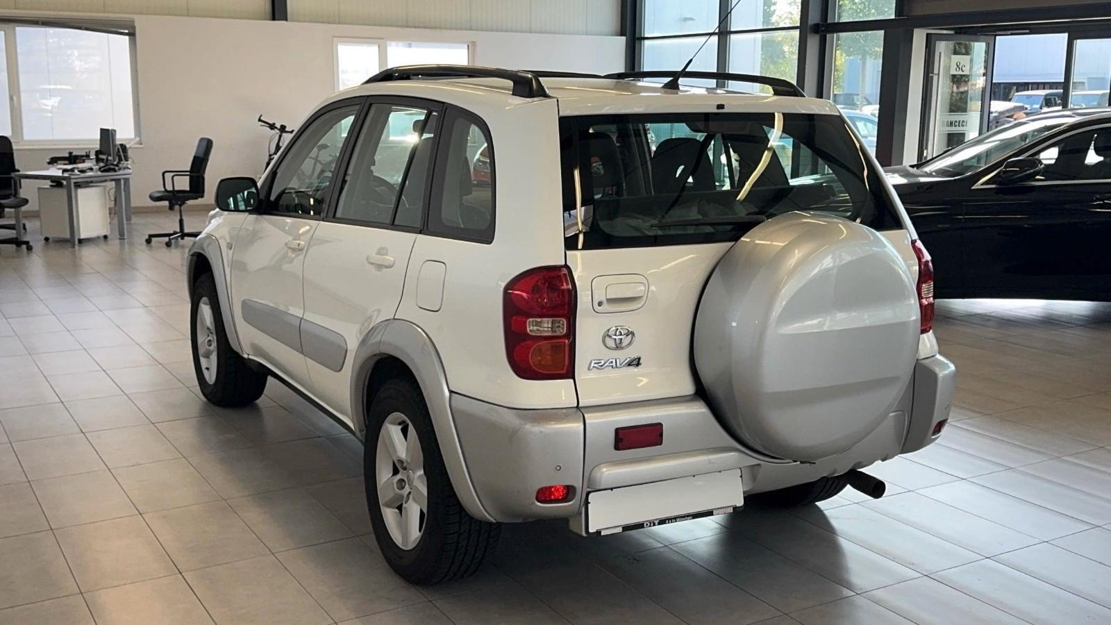 Toyota RAV4 2.0 VVT-i 150 ch • 4x4 • Toit Ouvrant • 1ère Main