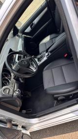 Mercedes-Benz C 180 BlueEFFICIENCY - - Mercedes-Benz C 180 aus 2012: Limousine