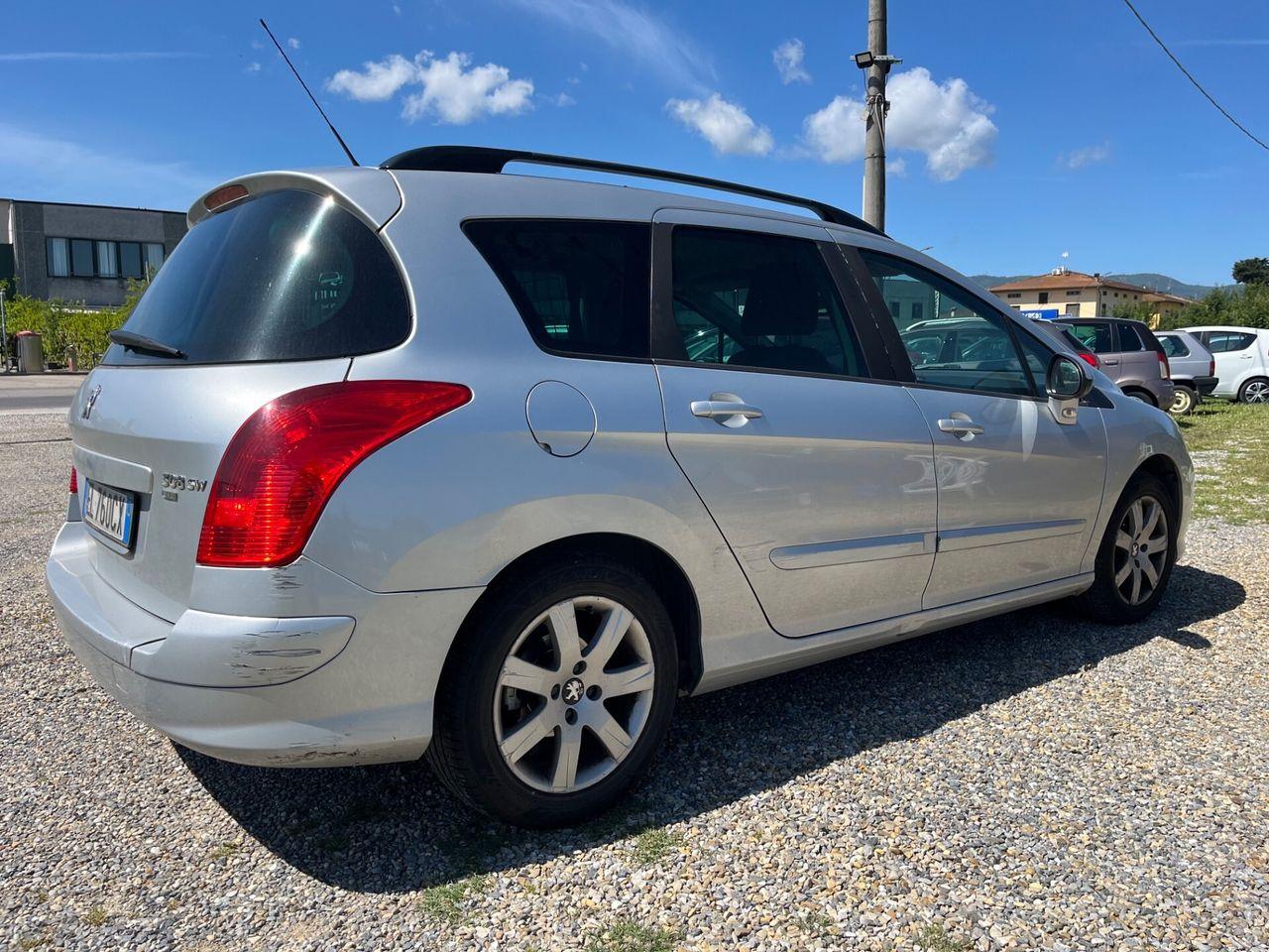 Peugeot 308 2011 — photo 5