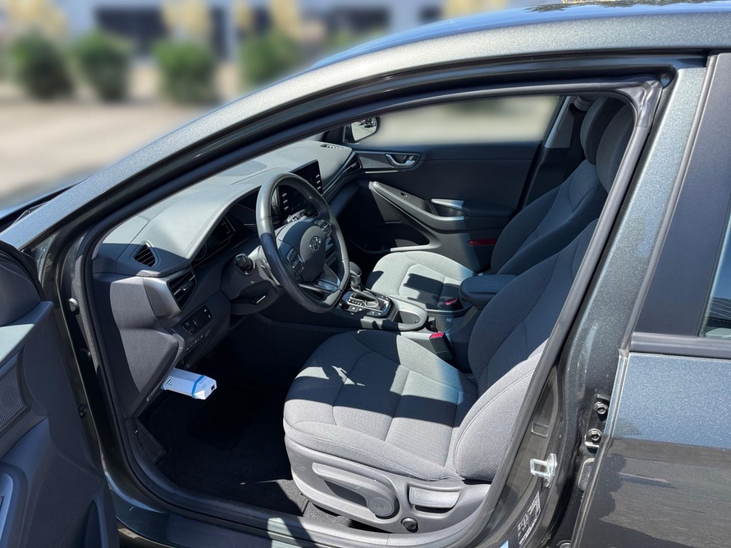 Fahrzeugabbildung Hyundai IONIQ Plug-in Hybrid Trend  Rückfahrkamera