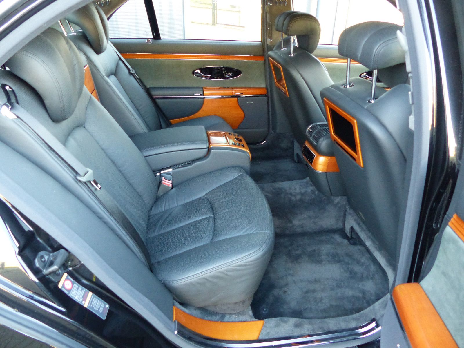 Fahrzeugabbildung Maybach 57