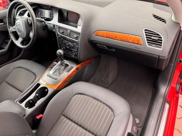 Bild 12 Audi A4 Avant Ambiente