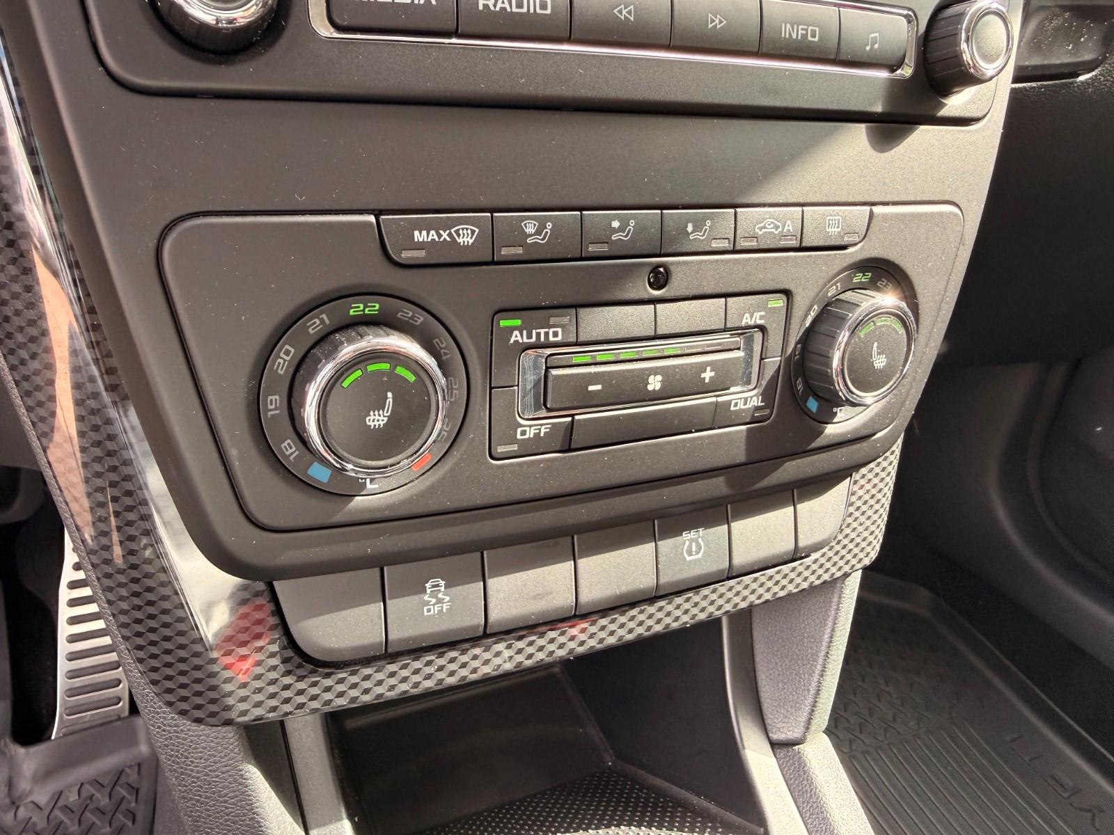 SKODA YETI MONTE CARLO 1.2 TSI 105 CH - 1ÈRE MAIN - 49 900 KM - CLIM BIZONE - SIÈGES CHAUFFANTS - PDC