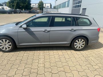Volkswagen Passat Variant - 3